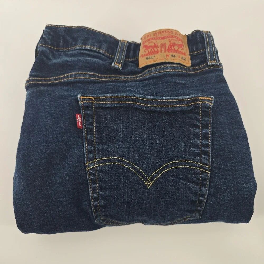 Levi's 541 Athletic Taper Jeans Mens 44x32 Dark Wash Blue Denim Pants